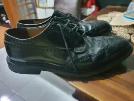 sepatu brand inggris Churchs Church’s size 43/44
