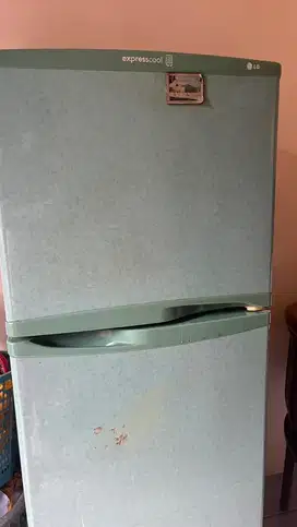 KULKAS LG BEKAS