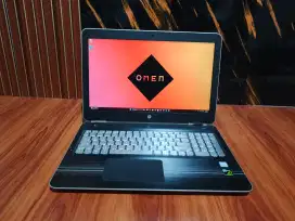 HP NOTEBOOK 15 Core i7 7700 nvme 256gb GPU GTX 1050 4GB
