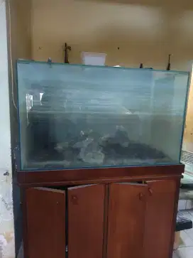 DIJUAL AQUARIUM+LEMARI KAYU JATI