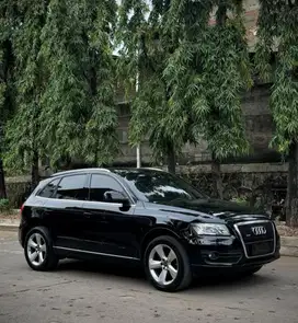 Audi Q5 2011 Bensin