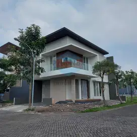 Dian Istana Mocca Vrbana dekat Graha Family, Pakuwon, Wiyung, Tol