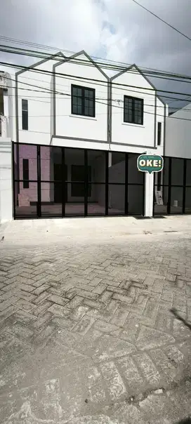 Di JuaL Rumah Karang Empat Tengah Kota