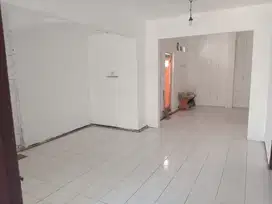 Murah Meriah, harga teman Rumah 1 lantai tengah kota, siap huni