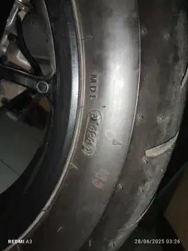 ban tubeless ring 14 ukuran 140/70