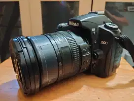 jual Nikon D90+ lensa 18-200 VR sapu jagad