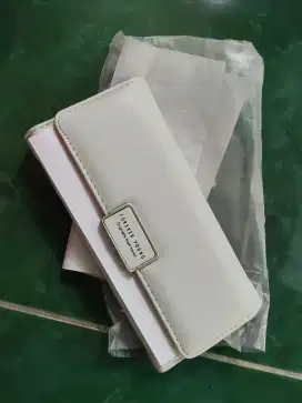 Dompet wanita baru
