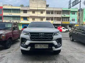 Toyota fortuner 2.8 GR sport 2023