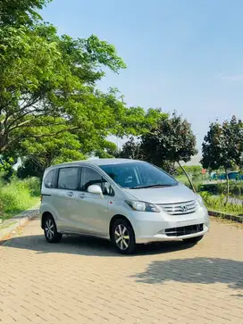 Honda Freed PSD 2010 Bensin pajak panjang