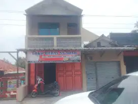 Jual rumah + 2 toko