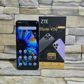 ZTE Blade V50 Design 8/256 4G Fulset segel mulus 98% garansi