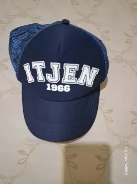 Topi keren mulus