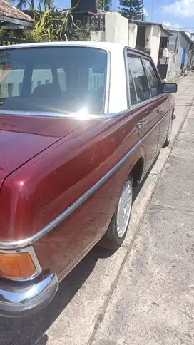 Mercedes-Benz 120 1974 Bensin