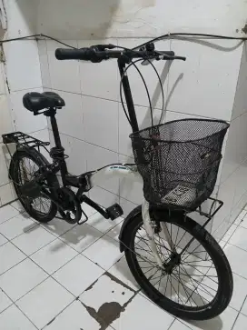 Sepeda lipat United 20 inch Hitam putih