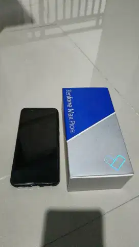 Dijual Asus Zenfone Max Pro M1 4/64 Gb Warna Hitam Siap Pakai