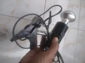 Fitting lampu jepit