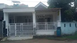 Rumah di karawaci residence depan gading serpong