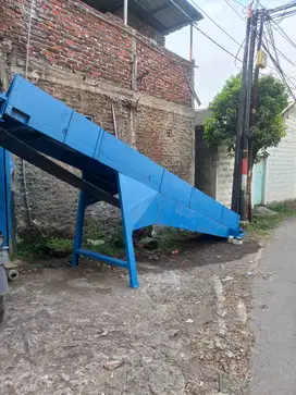 Konveyor Conveyor