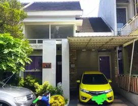 Dijual cepat rumah utk keluarga sawojajar