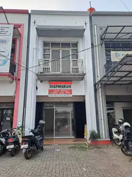 Ruko 3 lantai jalan raya pamulang lokasi sangat strategis