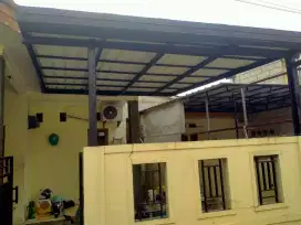 Kanopi baja ringan