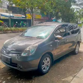 Nissan Grand livina 2011 Bensin
