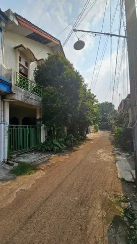 Rumah dijual Murah 2,5 Lantai, Pekayon Bekasi 8 Menit Mal Pakuwon, SHM