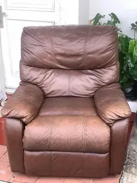 SOFA RECLINER INFORMA CHEERS LEATHER GENUINE ( KULIT ASLI )