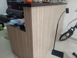 Meja Pembatas Ruangan Meja Kasir