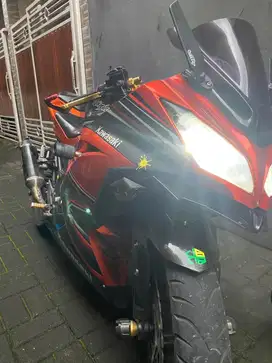Dijual Kawasaki Ninja 250 FI ABS SUPER RARE MODIFIED