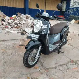 Honda scoppy 2018 dp 500ribu