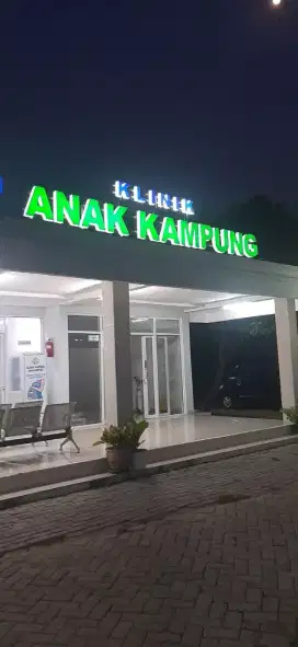Huruf Timbul Akrilik Lampu