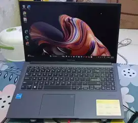 Asus Vivobook 15 X1502ZA i5 Gen 12 8/512