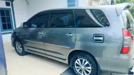 Kijang Innova 2013  V AT Diesel