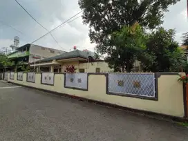 Dekat Margacinta Park terawat lebar 25 meter