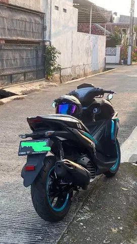 All New Aerox 2021 Black Blue