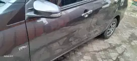 Mobil calya Type G M/T thn 2018