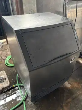 Ice maker manitowoc kpn 68 kg/ day orian
Hrg 5,5 jt