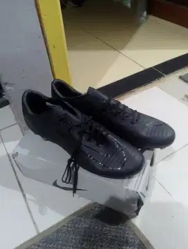 Sepatu bola Nike mercurial vapor size 45 fit 44