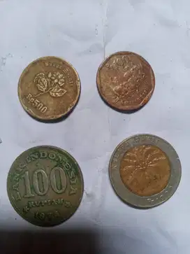 Uang kuno logam dan kertas
