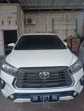 Kijang Innova 2.4 G 2021 putih