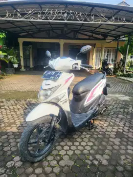 Honda Beat FI Pop 2015 Putih Surat Lengkap Full Orisinil Siap Pakai
