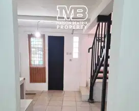 DIJUAL RUMAH HOEK DI GRAHA BUNGA, TANGERANG SELATAN