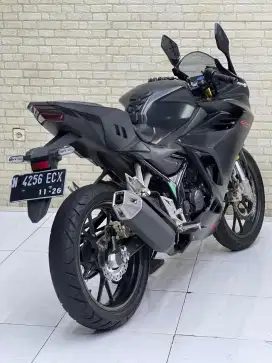 TERMURAH‼️ Honda CBR 150R 2021 Facelift Black Favorite Mustika motor