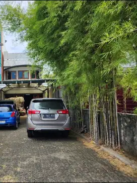 Ruko murah di jalan Garuda jakpus