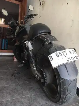 bajaj pulsar custom moge
