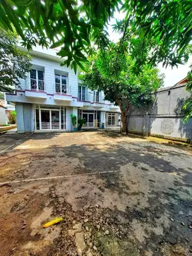 Jual tempat usaha dan kantor Bawah NJOP Lb. bulus Jaksel