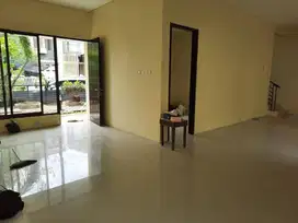 DISEWAKAN RUMAH SAN ANTONIO PAKUWON CITY