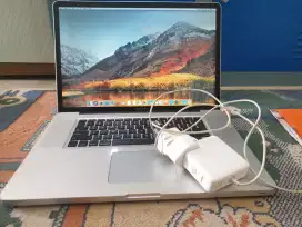 Dijual macbook pro 2009