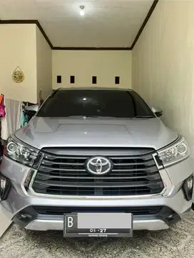 Innova 2.4 V AT km 20rb 2022 Antik